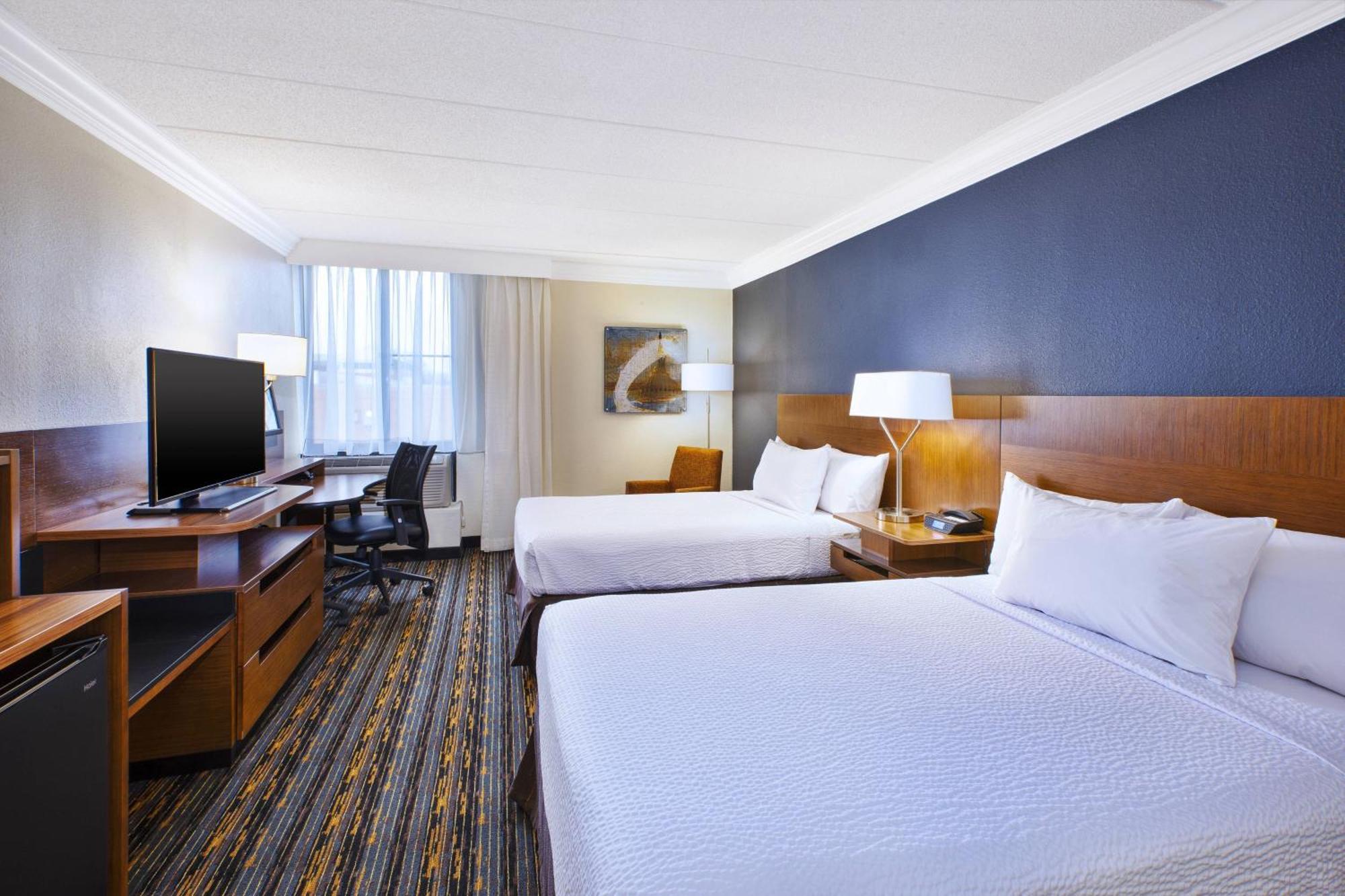Fairfield By Marriott Inn & Suites Herndon Reston Exterior photo